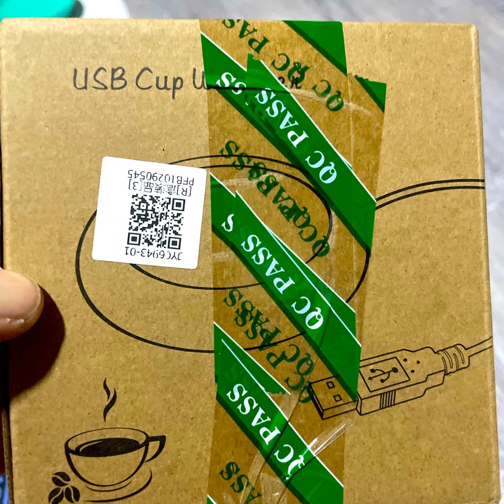 Cup warmer usb new 
In original pack